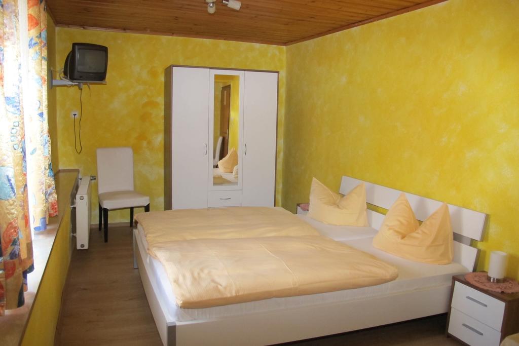Hotel Garni Hauth Bernkastel-Kues Zewnętrze zdjęcie